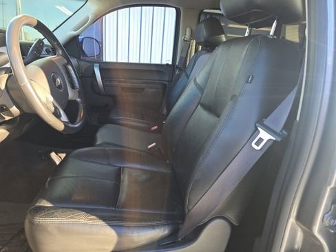 Used 2013 Chevrolet Silverado 1500 LT image 12
