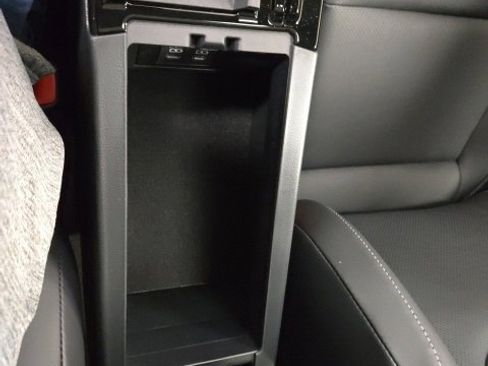 New 2026 Toyota Prius Plug-In Hybrid image 27