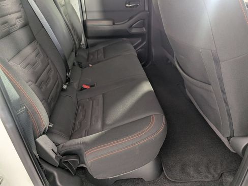 Used 2024 Nissan Frontier PRO-4X AWD/4WD image 31