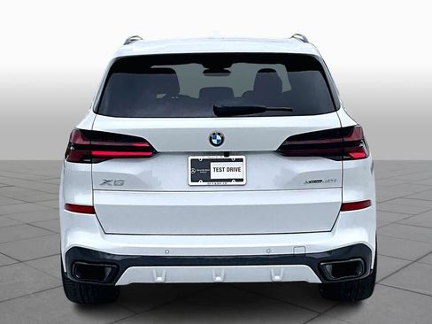 Used 2026 BMW X5 xDrive40i w/ M Sport Package image 5