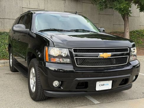 Used 2013 Chevrolet Tahoe LT RWD image 5