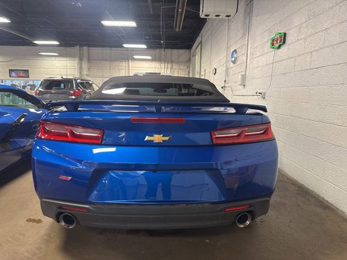 Used 2016 Chevrolet Camaro SS image 3