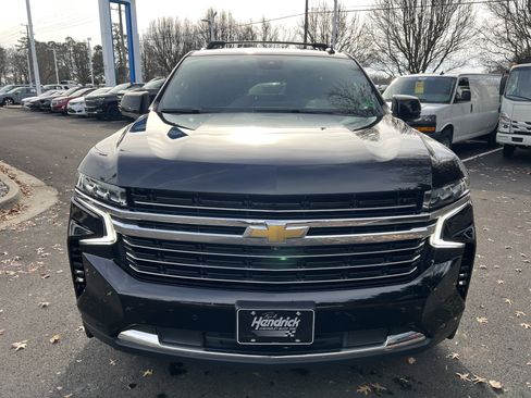 Used 2023 Chevrolet Tahoe LT w/ Luxury Package image 3