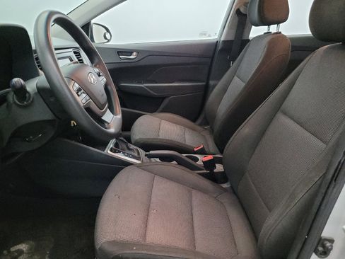 Used 2020 Hyundai Accent SE FWD image 17