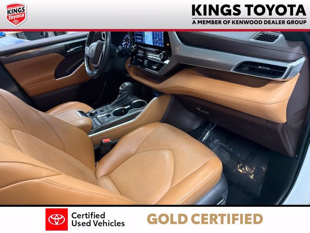Used 2022 Toyota Highlander Platinum AWD/4WD image 12