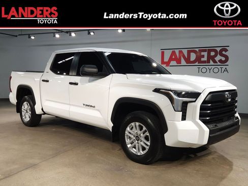 Certified 2025 Toyota Tundra SR5 image 1