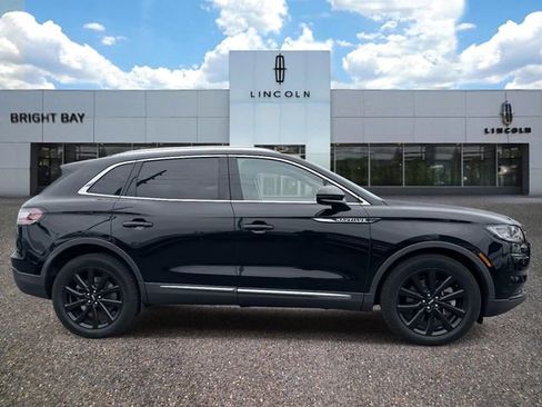 Certified 2023 Lincoln Nautilus Reserve w/ Monochromatic Package image 5