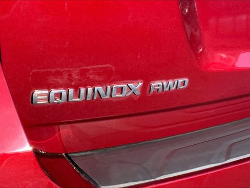 Used 2017 Chevrolet Equinox LT w/ Convenience Package AWD/4WD image 11