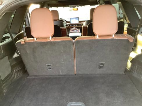 Used 2023 Lincoln Aviator Reserve w/ Equipment Group 201A image 32