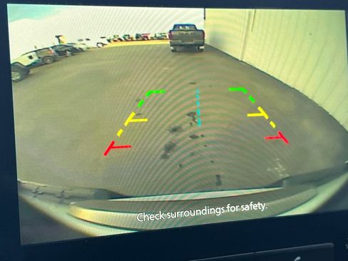 Used 2024 Nissan Frontier SV w/ SV Convenience Package image 19