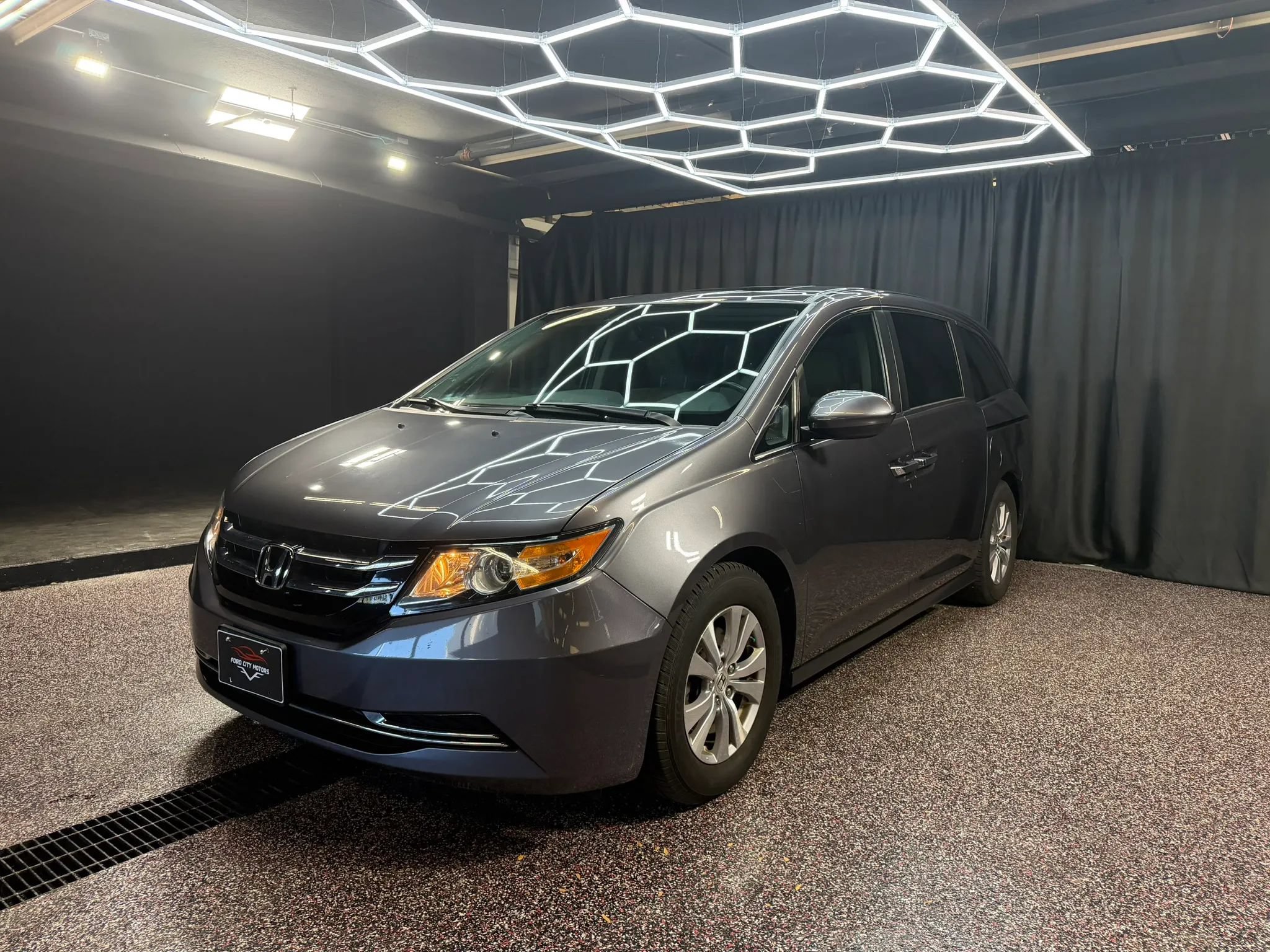 Used 2015 Honda Odyssey EX-L image 3