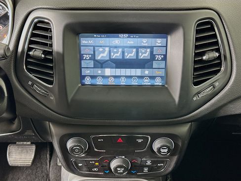 Used 2019 Jeep Compass Latitude w/ Popular Equipment Group image 22