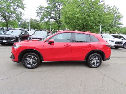 Certified 2025 Honda HR-V EX-L image 3