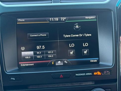 Used 2016 Ford Explorer XLT w/ Equipment Group 202A AWD/4WD image 19
