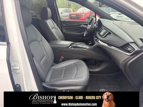 Used 2023 Buick Enclave Essence w/ LPO, Floor Liner Package AWD/4WD image 19