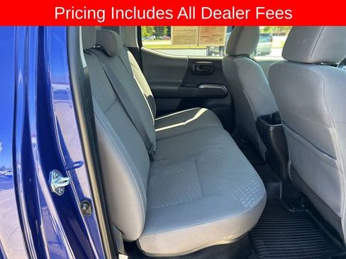 Used 2023 Toyota Tacoma SR5 w/ Technology Package AWD/4WD image 19