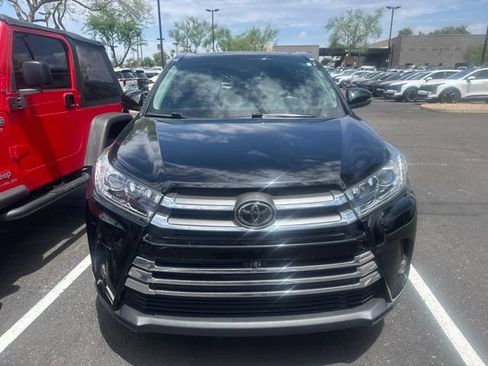 Used 2018 Toyota Highlander Limited Platinum AWD/4WD image 5