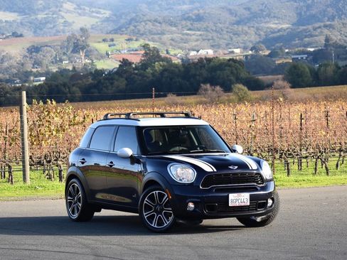 Used 2014 MINI Cooper Countryman S image 3
