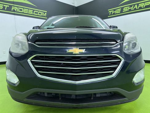 Used 2017 Chevrolet Equinox LT w/ Convenience Package AWD/4WD image 3
