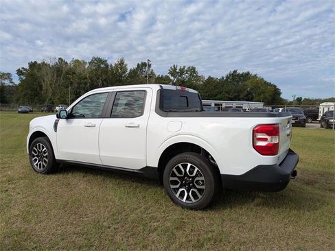 Used 2024 Ford Maverick Lariat image 5