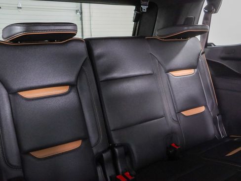 Used 2023 GMC Yukon AT4 w/ AT4 Premium Package AWD/4WD image 33