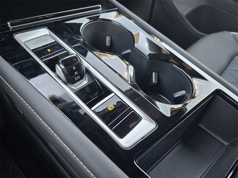 New 2026 Volkswagen Atlas Cross Sport SEL Premium R-Line image 17