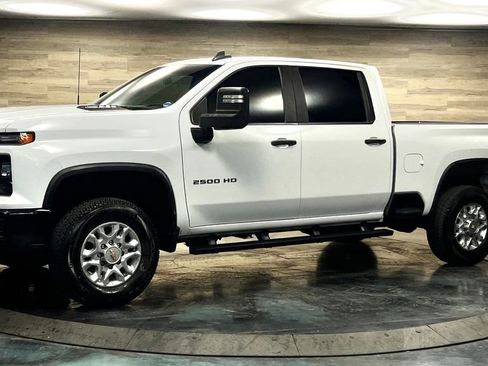 Used 2024 Chevrolet Silverado 2500 Custom w/ Custom Value Package AWD/4WD image 7