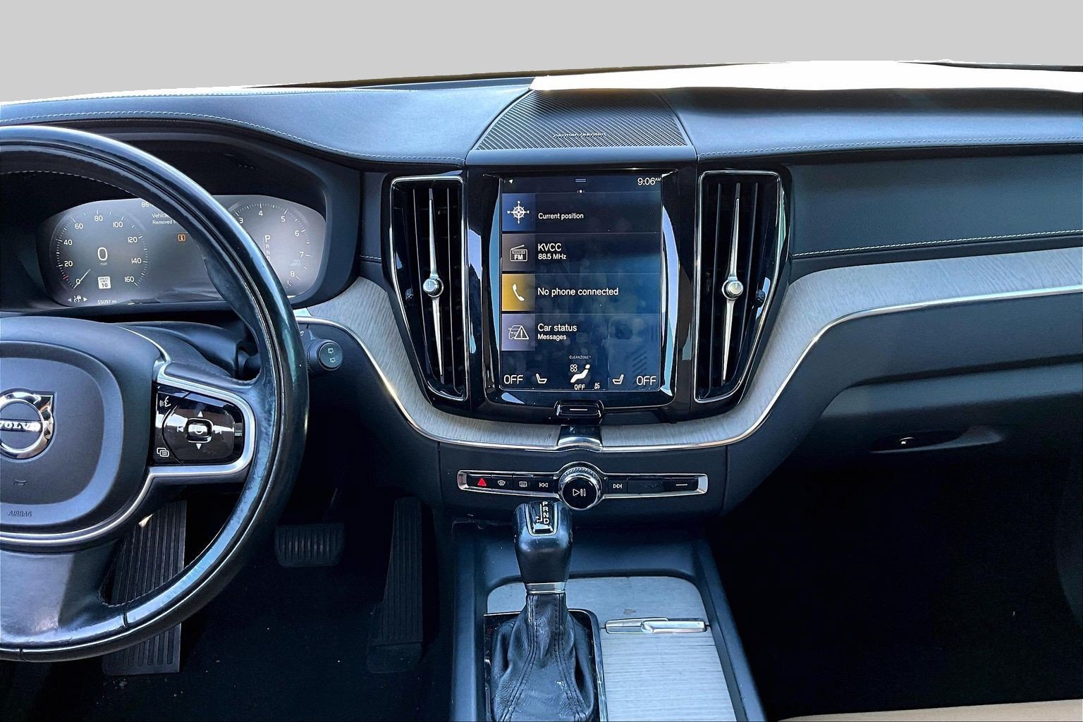 Used 2019 Volvo XC60 T5 Inscription w/ Protection Package Premier FWD image 6
