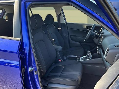 Certified 2026 Hyundai Venue SEL FWD image 10