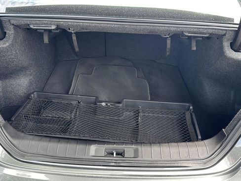 Used 2023 Nissan Maxima SR w/ Sport Mat Group FWD image 12