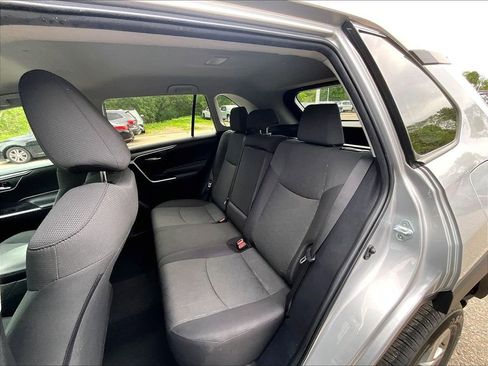Certified 2024 Toyota RAV4 XLE FWD image 15