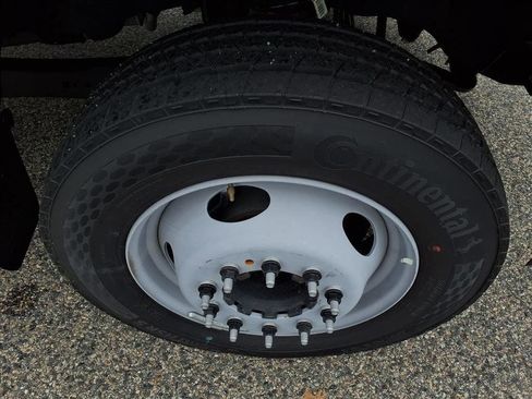 New 2024 Ford F450 XL w/ Aft-axle Frame Extension Pack image 9