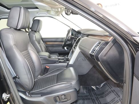 Used 2018 Land Rover Discovery HSE Luxury AWD/4WD image 14