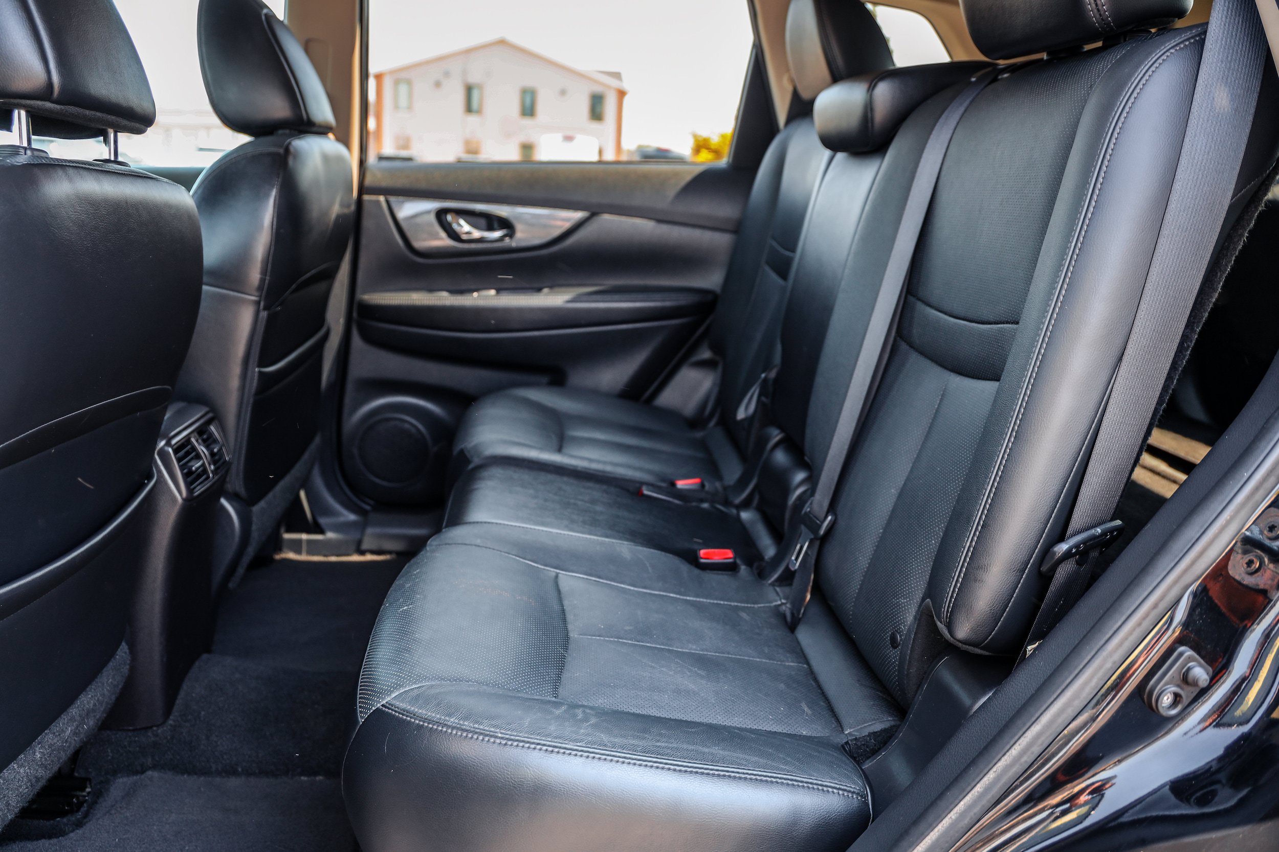 Used 2015 Nissan Rogue SL w/ SL Premium Package AWD/4WD image 12