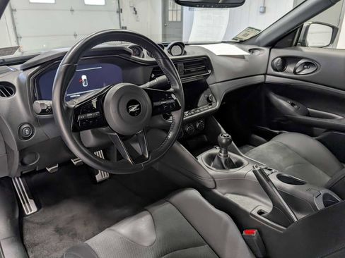 Used 2024 Nissan Z Performance w/ Floor Mat Package image 17