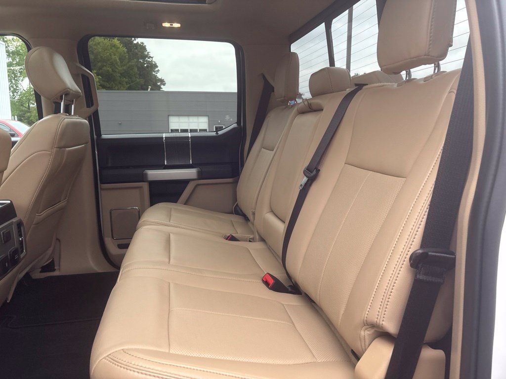 Used 2020 Ford F350 Lariat w/ Lariat Ultimate Package AWD/4WD image 32