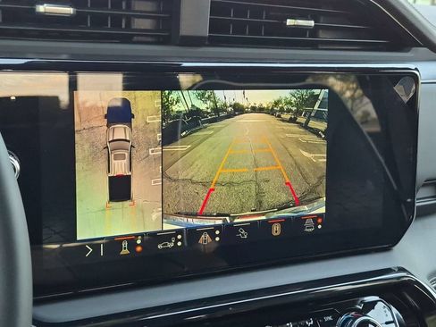 New 2026 GMC Sierra 1500 AT4X AWD/4WD image 18