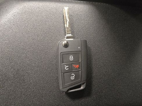 Used 2019 Volkswagen Jetta S image 32