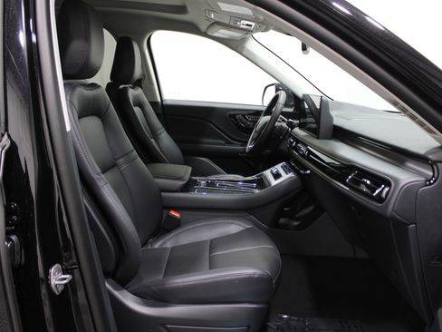 New 2026 Lincoln Aviator 2WD image 29