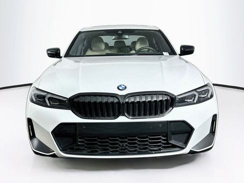 Used 2023 BMW 330i Sedan w/ M Sport Package RWD image 2