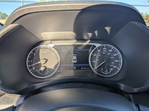 Certified 2023 Nissan Sentra SV image 29