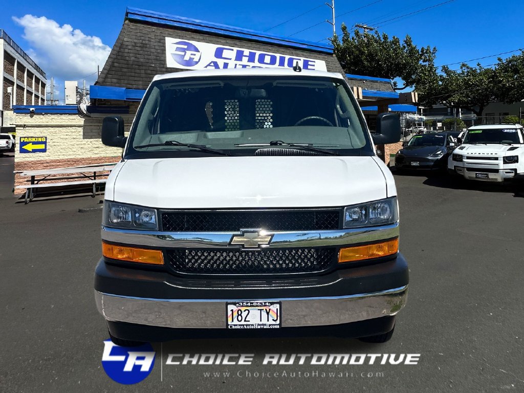 Used 2025 Chevrolet Express 2500 w/ Driver Convenience Package RWD image 11