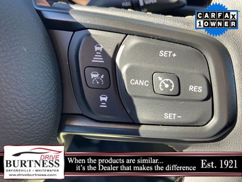 Used 2024 Jeep Wrangler Willys image 30