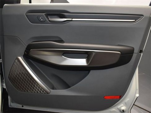 Certified 2026 Kia EV9 Light image 14