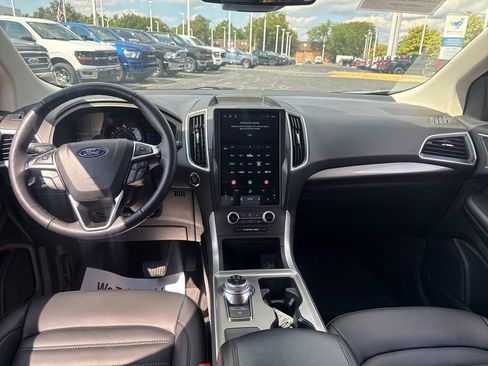 Used 2024 Ford Edge SEL w/ Convenience Package AWD/4WD image 18