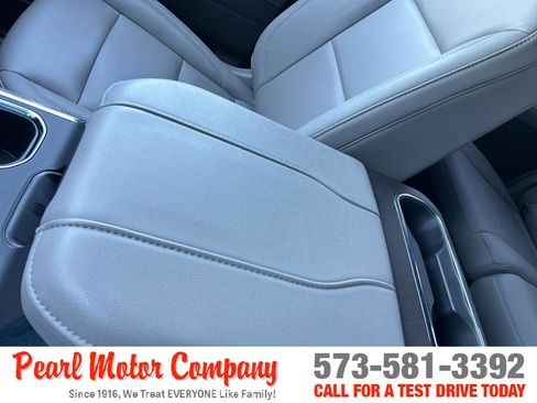 Used 2025 Chevrolet Silverado 1500 LT Trail Boss w/ Convenience Package II AWD/4WD image 20