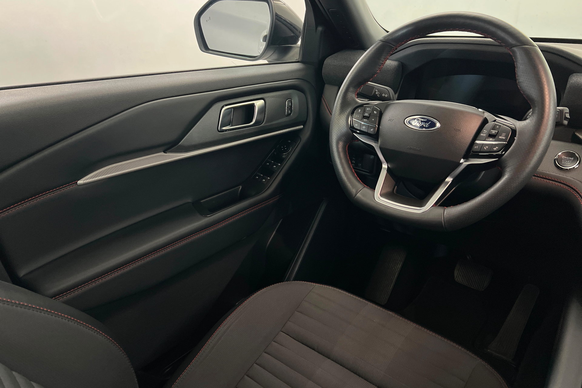 Used 2026 Ford Explorer ST-Line AWD/4WD image 11