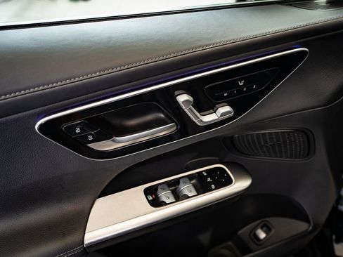 Certified 2025 Mercedes-Benz GLC 300 4MATIC image 22