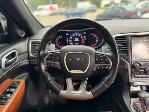 Used 2017 Jeep Grand Cherokee SRT AWD/4WD image 25