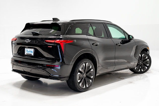 Used 2024 Chevrolet Blazer EV RS AWD/4WD image 27
